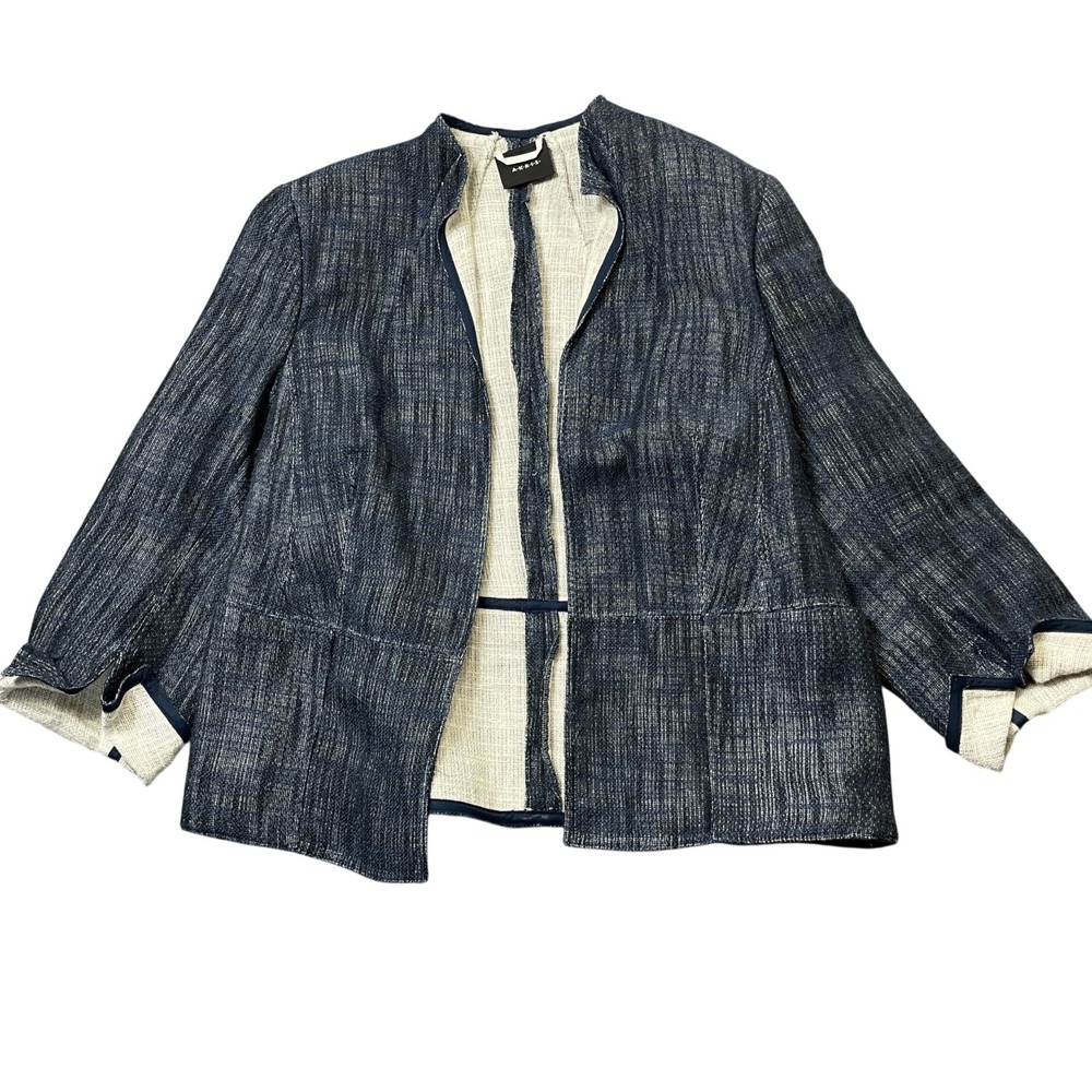 Akris Navy and Cream Textured Open-Front Blazer Jacket